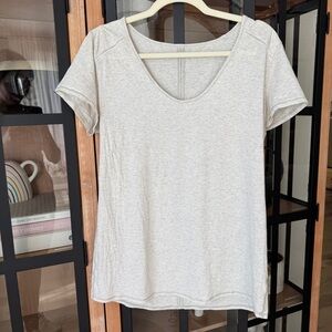 Lululemon Superb Short Sleeve Tee Wee Stripe Heathered Light grey ladder stich